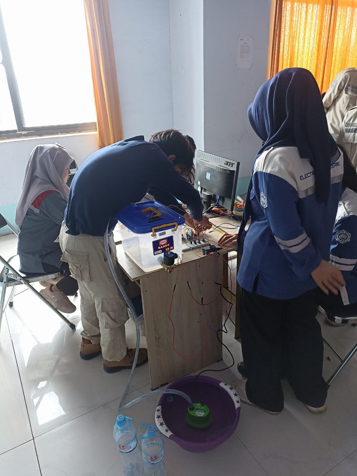 Pembuatan Prototipe Automatic Industrial Watertank